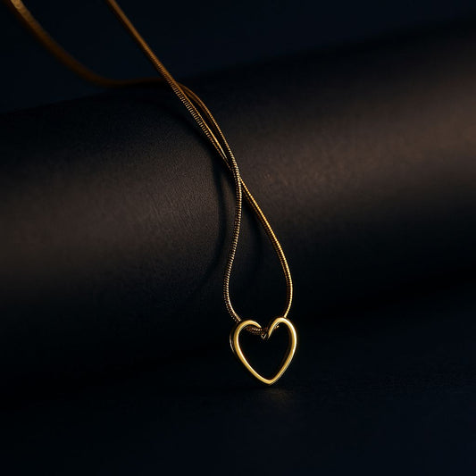 Minimalist Gold Heart Pendant Necklace - Navya Jewelry